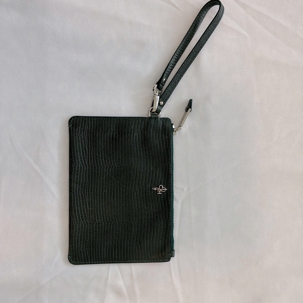 🐆 Cole Haan Green Wristlet Wallet